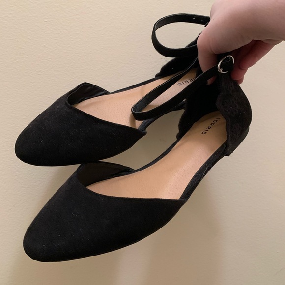 torrid Shoes - NWOT Torrid Floral Lace Flats